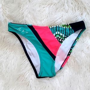 Seekers Australia Bikini Bottom Jade Multi Color in Size US 6 - NWOT